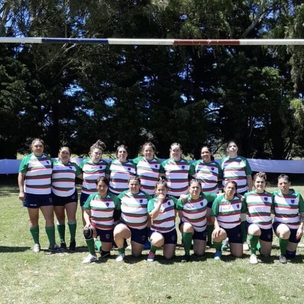 Cuando el rugby une generaciones: madres que juegan, hijos que entrenan, un club que acompaña